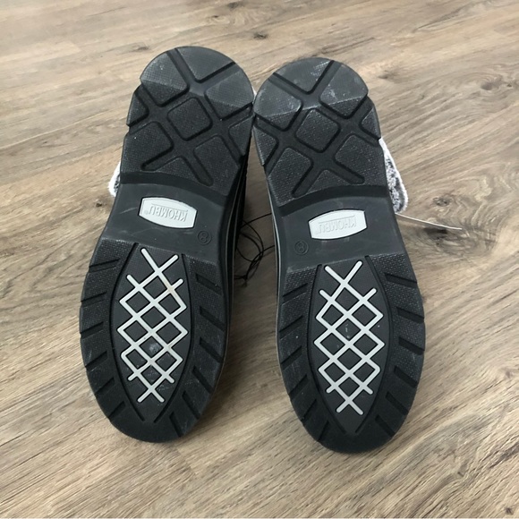 KHOMBU Ellie black and gray winter boots. - Picture 10 of 11